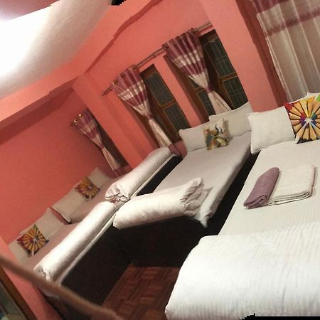 Shristi Hotel & Lodge Bandipur Buitenkant foto