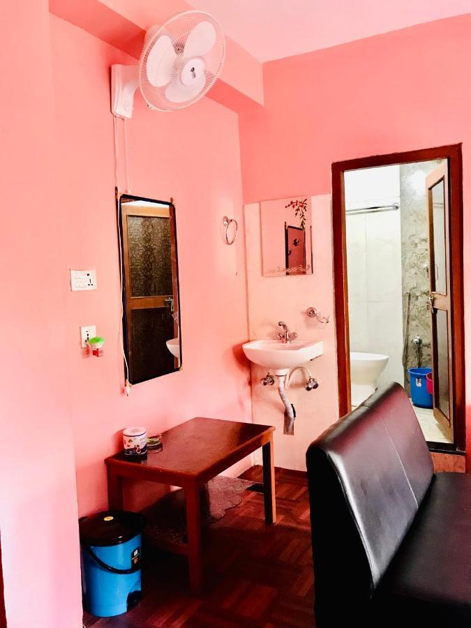 Shristi Hotel & Lodge Bandipur Buitenkant foto