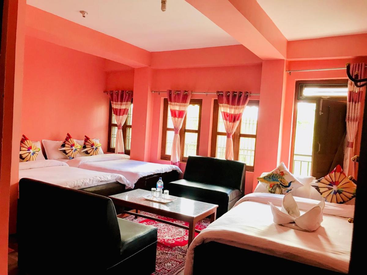 Shristi Hotel & Lodge Bandipur Buitenkant foto