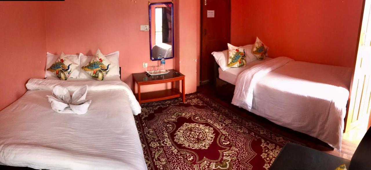 Shristi Hotel & Lodge Bandipur Buitenkant foto