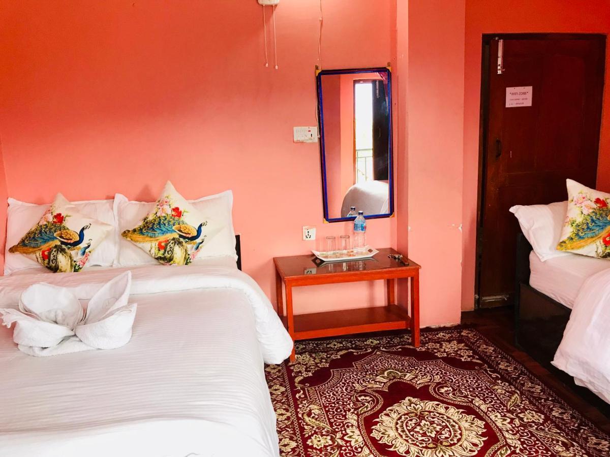 Shristi Hotel & Lodge Bandipur Buitenkant foto