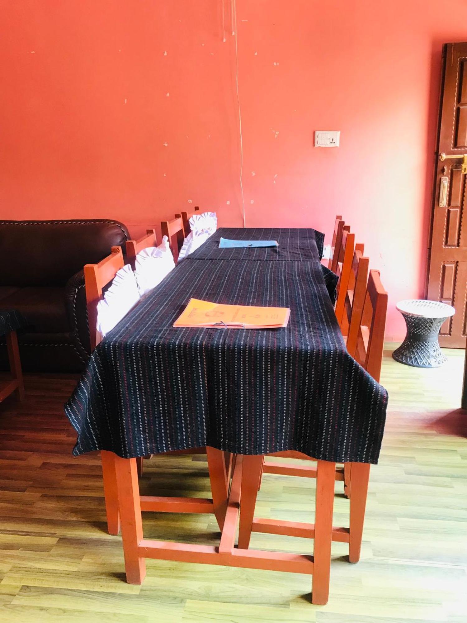 Shristi Hotel & Lodge Bandipur Buitenkant foto